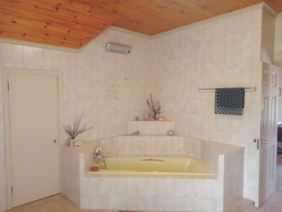 4 Bedroom Property for Sale in Aston Bay Eastern Cape